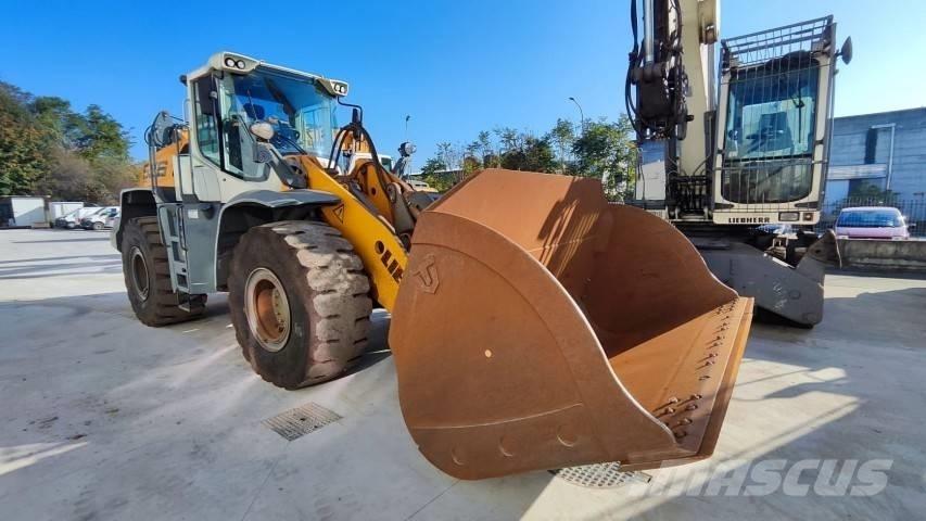 Liebherr L 556 輪胎式裝載機