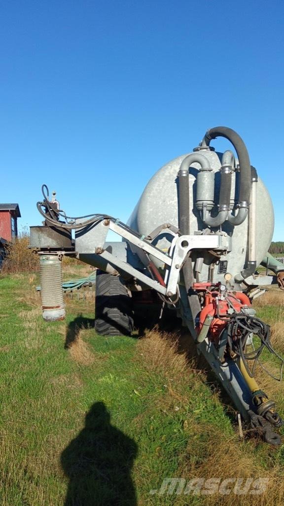 Pichon 16500 水肥車