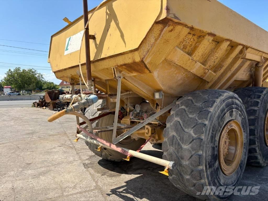 CAT D 350 C 鉸接式起吊車