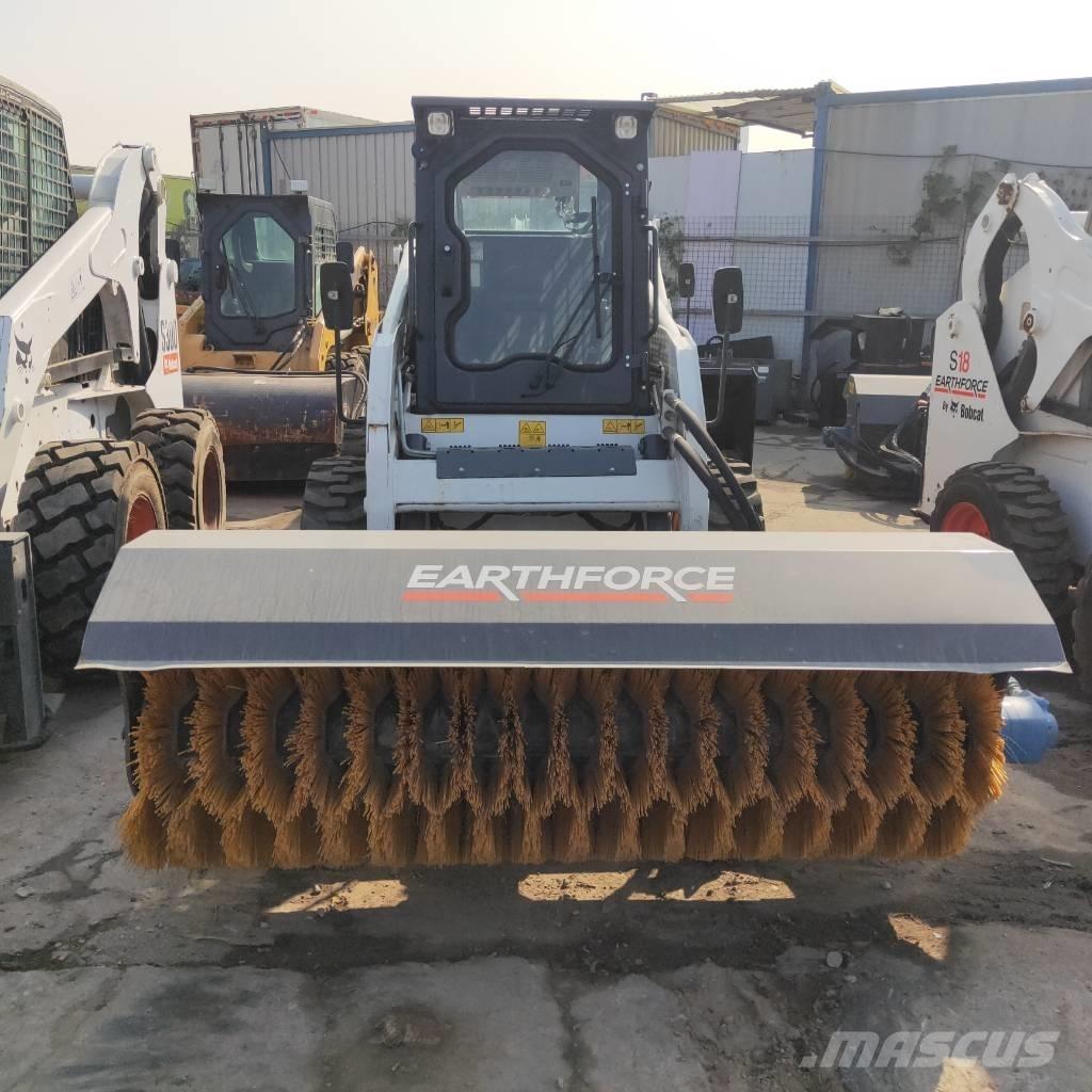 Bobcat S16 滑移轉向裝載機