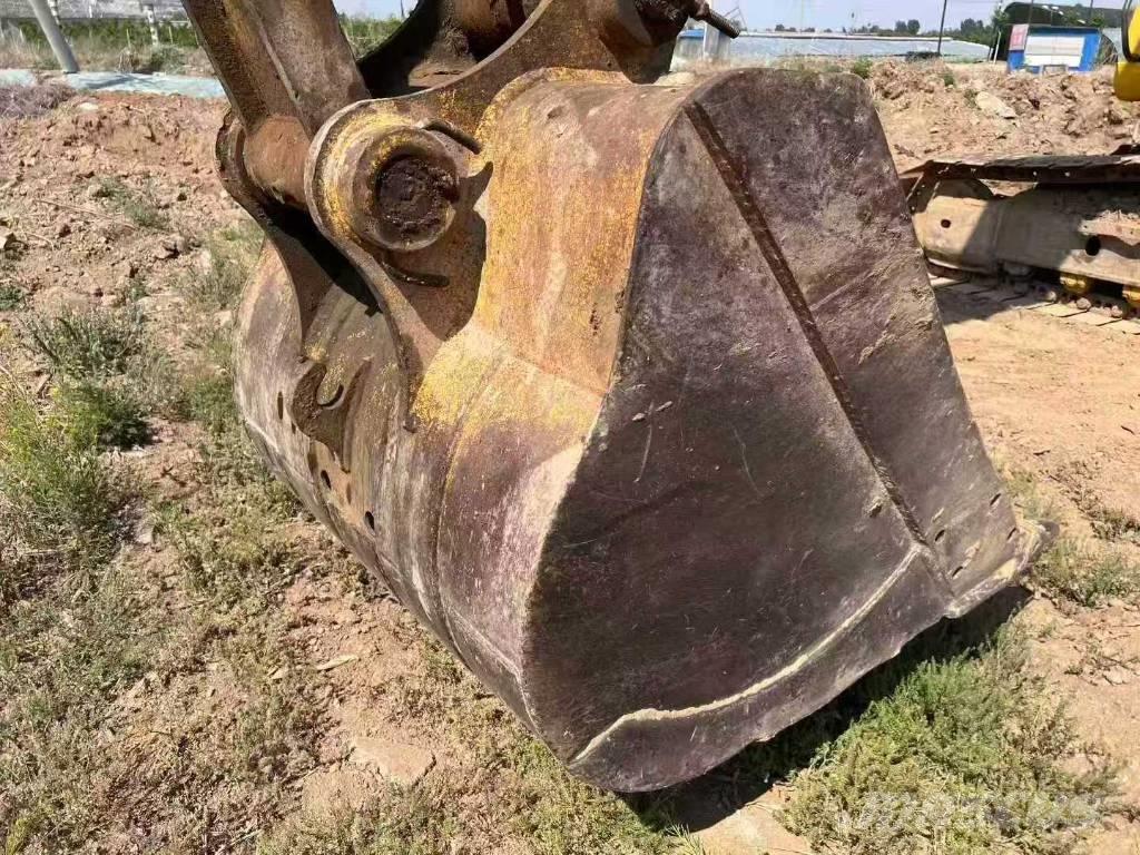 Komatsu PC 220-8MO 履帶式 挖土機/掘鑿機/挖掘機