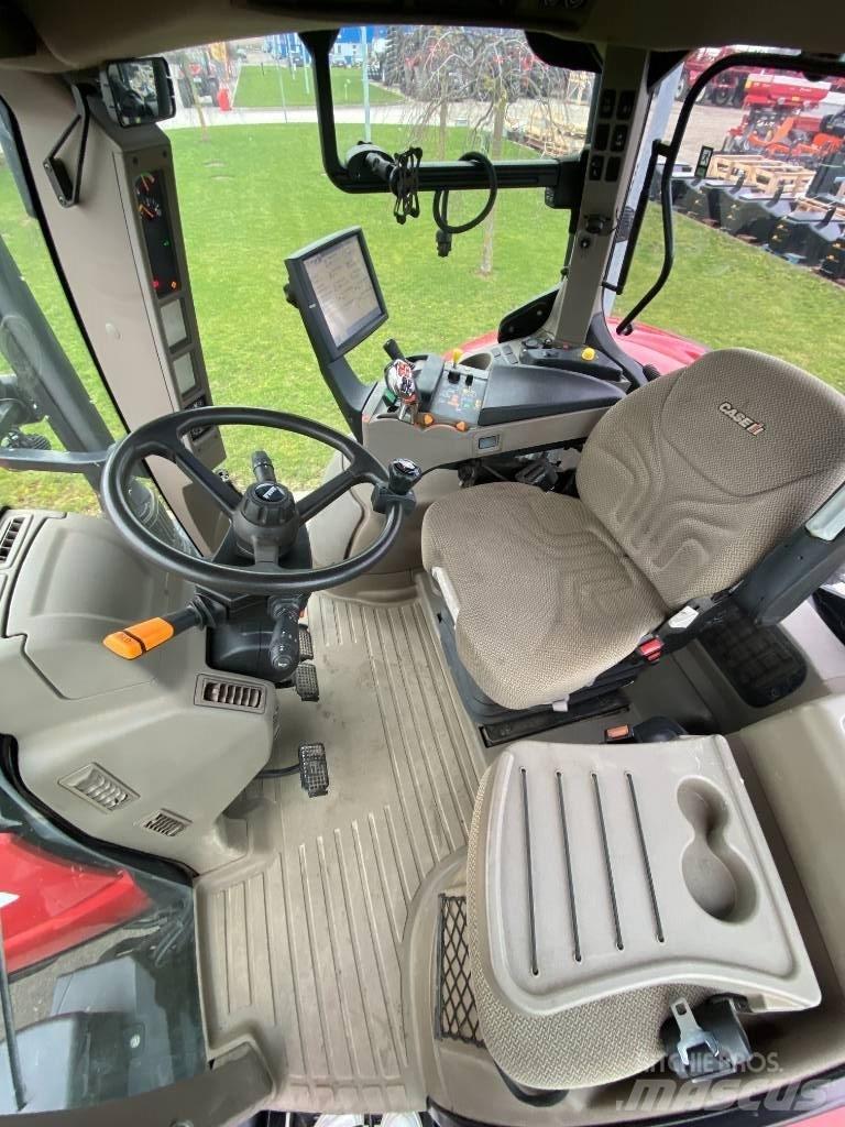 Case IH Puma 240 CVX 曳引機