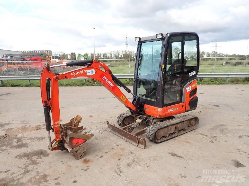 Kubota KX 019-4 小型挖土機/掘鑿機<7t(小型挖掘機)