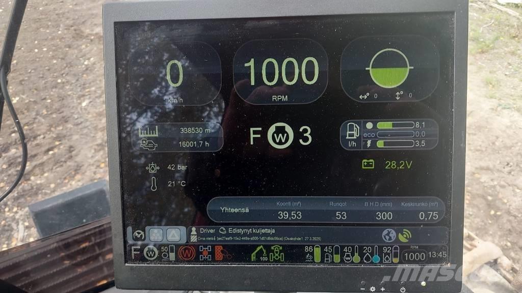 Komatsu 901 收穫機