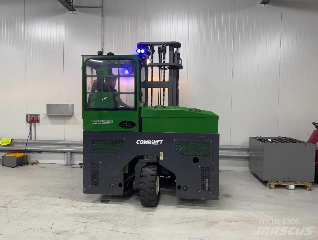 Combilift C 4000 E 鏟裝機
