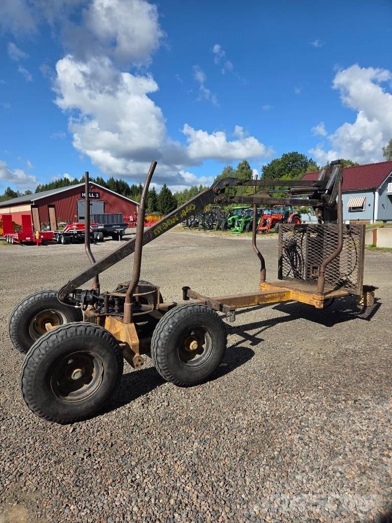 Mowi 1840 林業拖車
