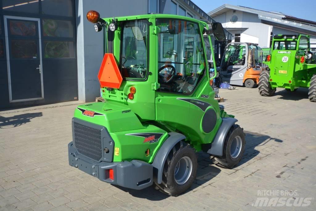 Avant 650 i 小型裝載機
