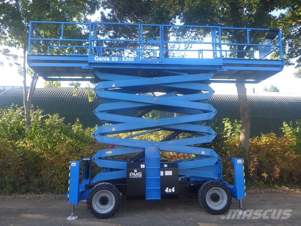 Genie GS5390RT 剪式升降機