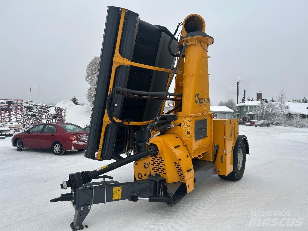 Elho Cobra 7710 T 牧草收穫機