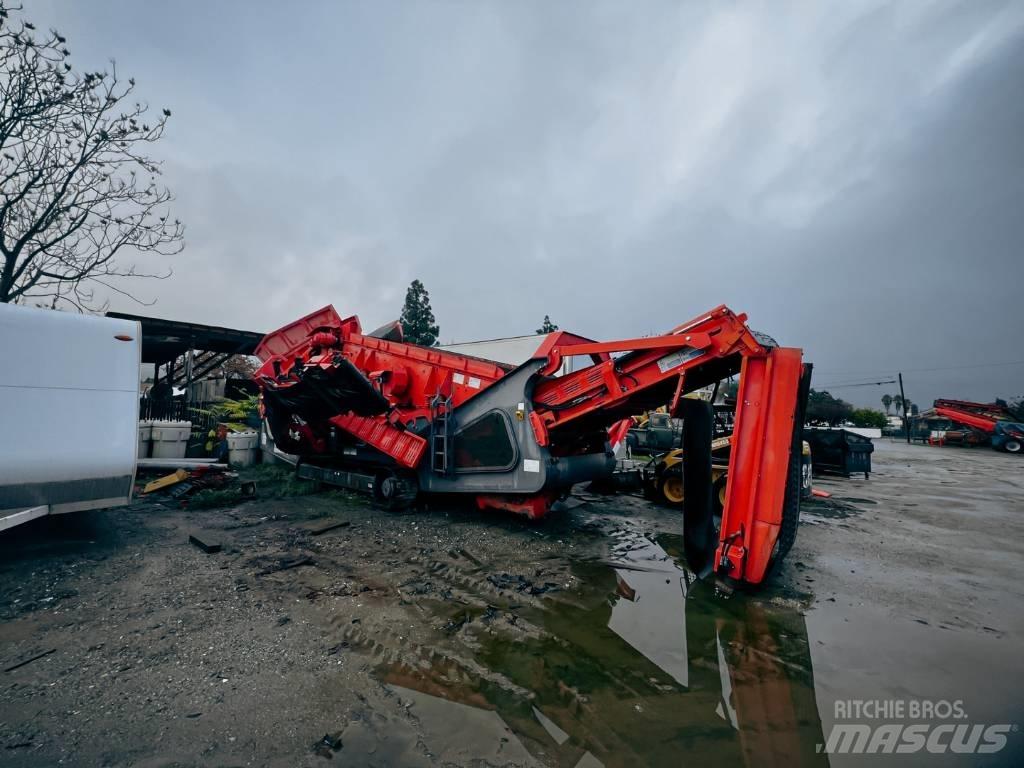 Sandvik QE 340 篩分機