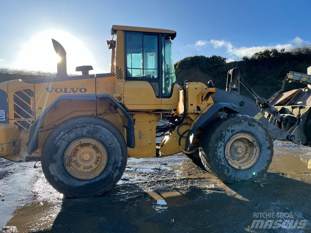 Volvo L 120 F 輪胎式裝載機