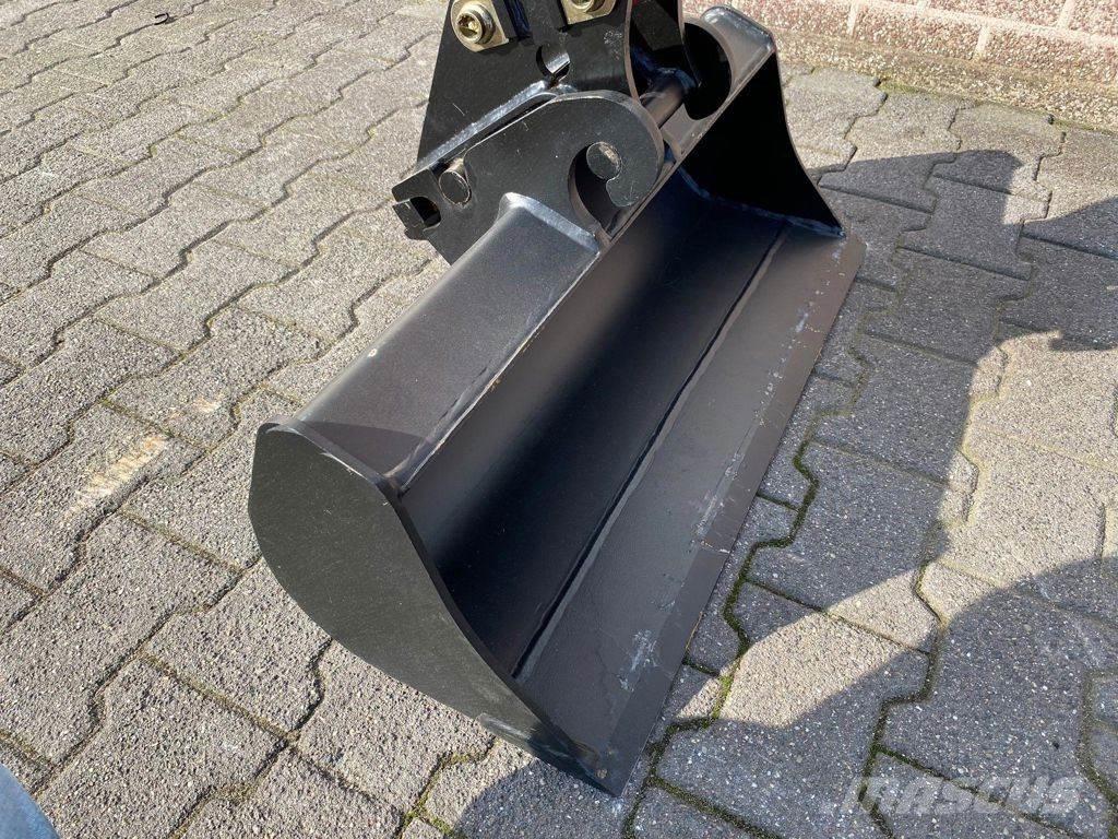 Yanmar SV08 小型挖土機/掘鑿機<7t(小型挖掘機)