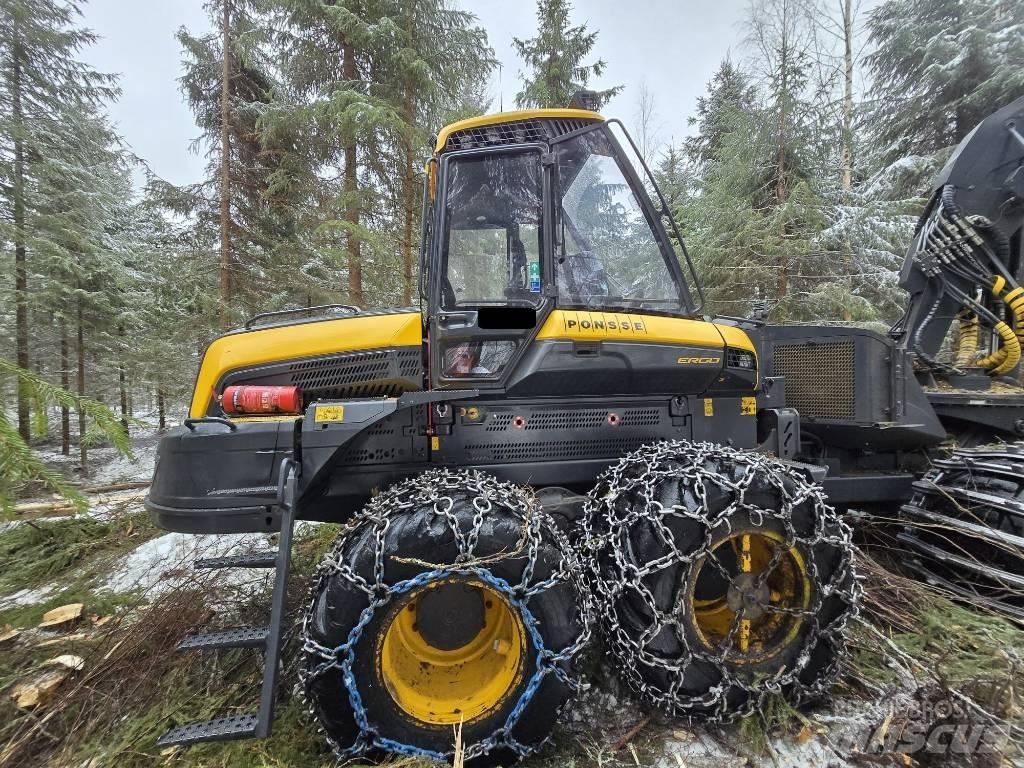 Ponsse ERGO 8W 收穫機