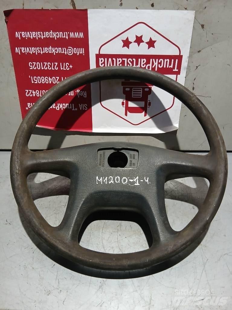 MAN TGA    81464300075 駕駛室與內部