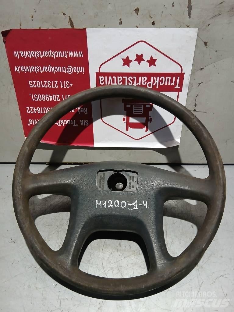 MAN TGA    81464300075 駕駛室與內部