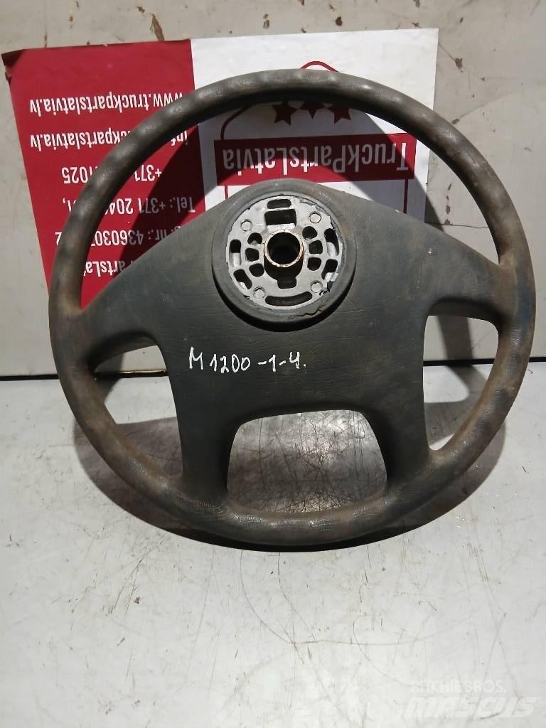 MAN TGA    81464300075 駕駛室與內部