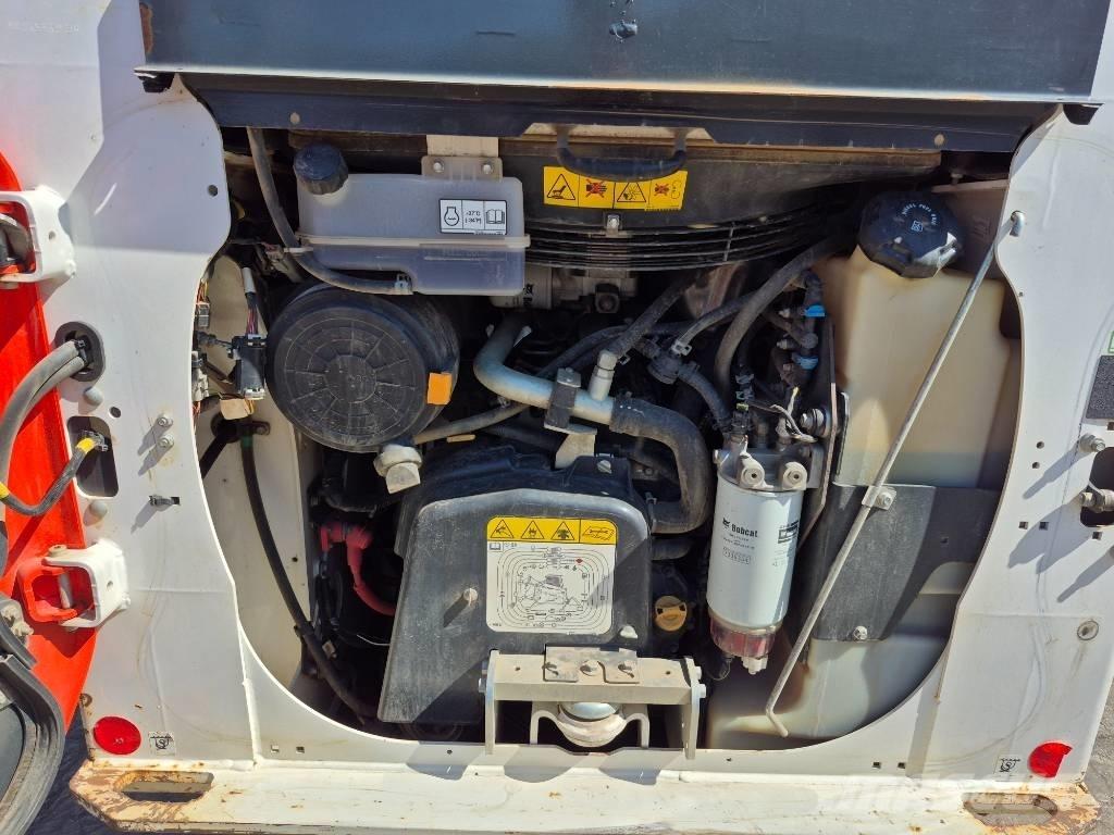 Bobcat T 64 滑移轉向裝載機