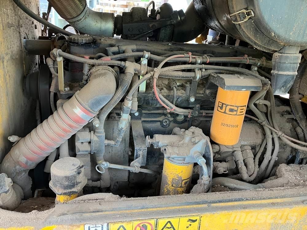 JCB 436 輪胎式裝載機