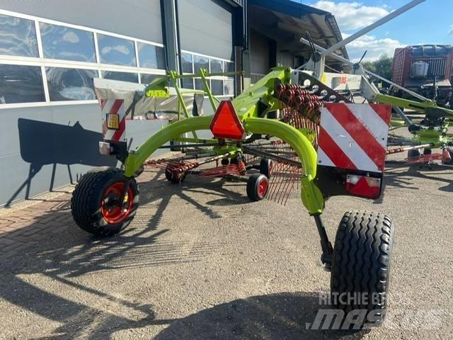 CLAAS Liner 1650 堆草機