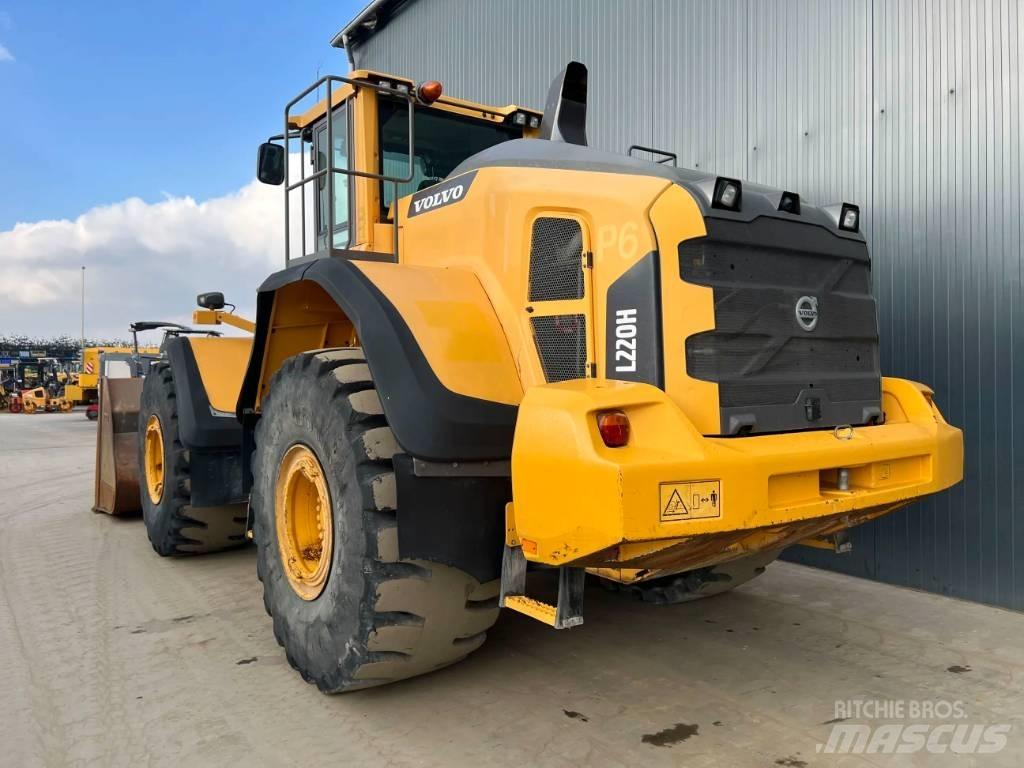 Volvo L220H 輪胎式裝載機