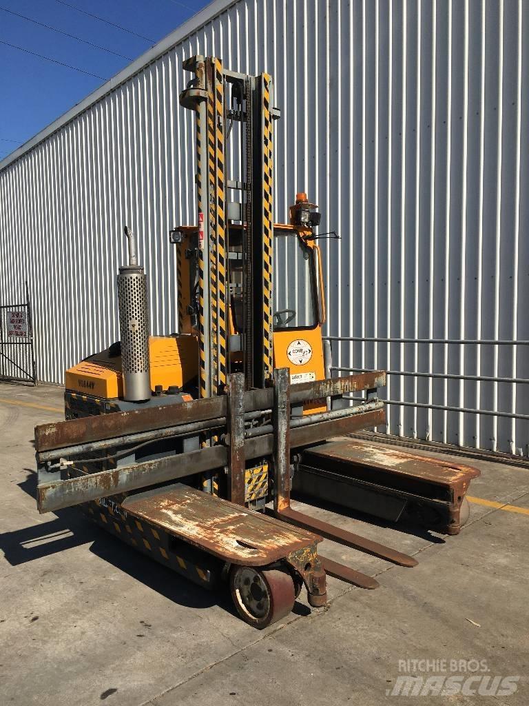 Combilift C 3000 鏟裝機