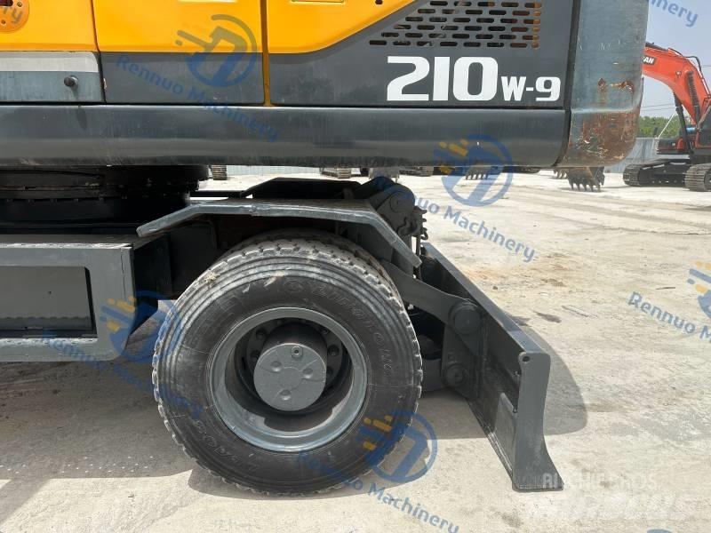 Hyundai R210W-9 旋轉式挖土機/掘鑿機/挖掘機