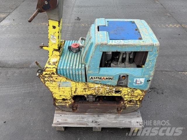 Ammann AVH 4020 夯實機(夯土機)