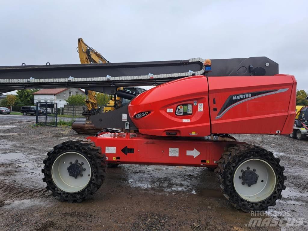 Manitou 220TJ 伸縮臂高空作業車