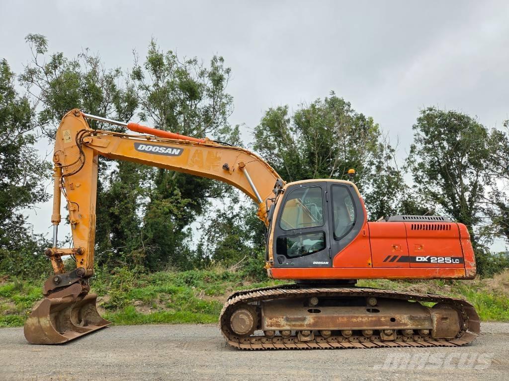Doosan DX 225 LC 履帶式 挖土機/掘鑿機/挖掘機
