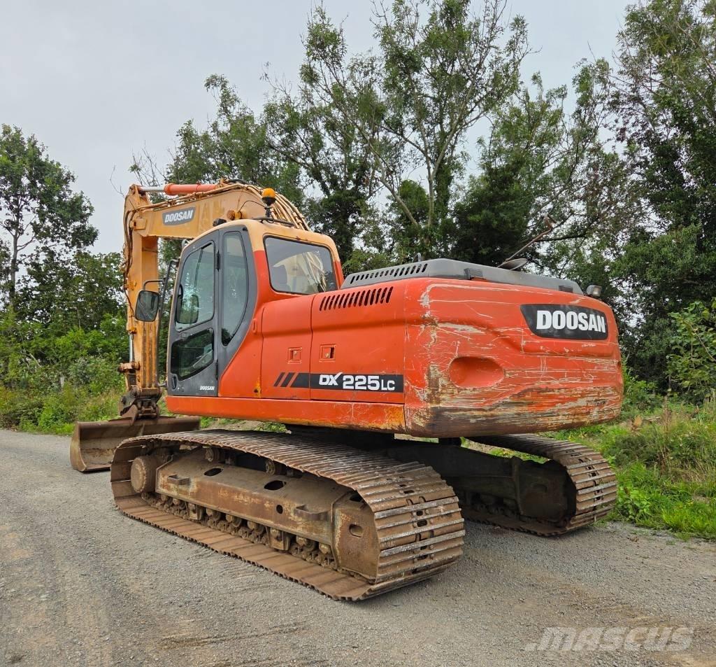 Doosan DX 225 LC 履帶式 挖土機/掘鑿機/挖掘機