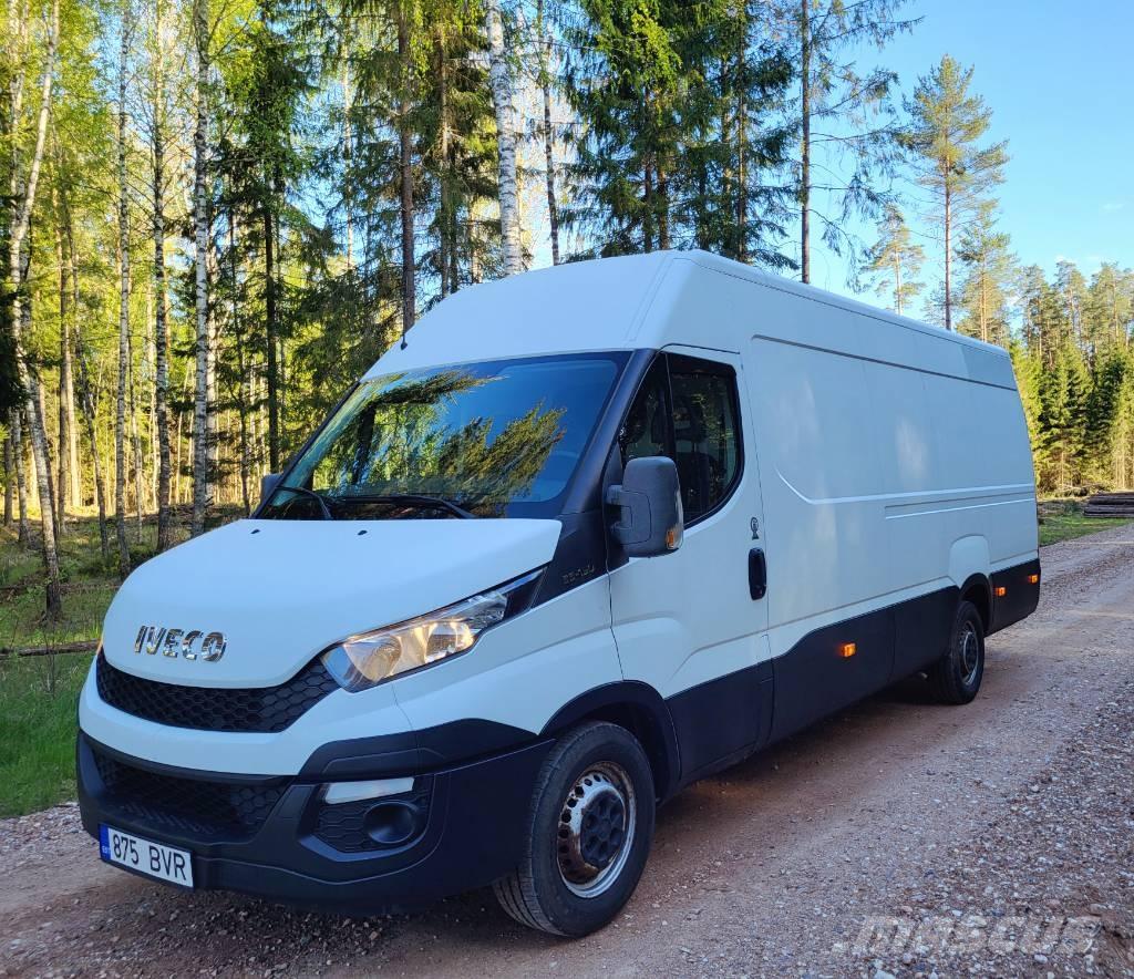 Iveco Daily 35 S15 廂式貨物運輸車