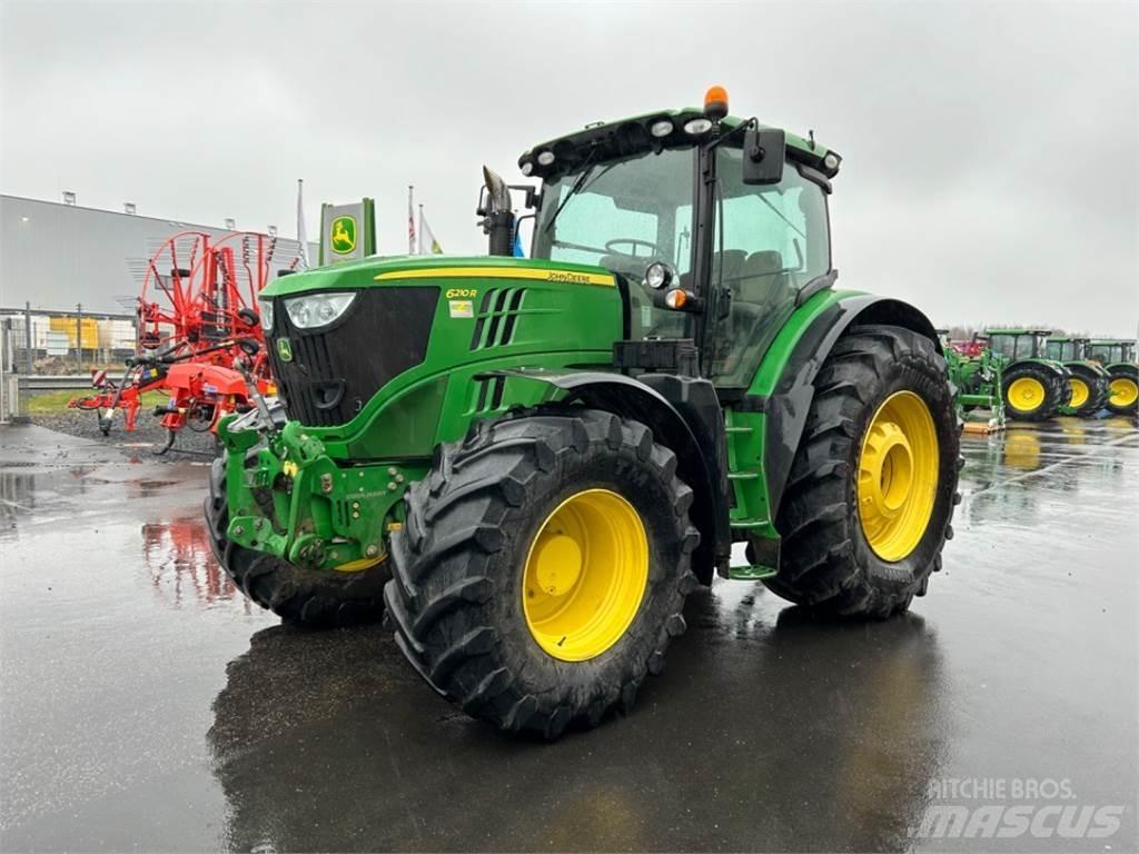John Deere 6210R 曳引機