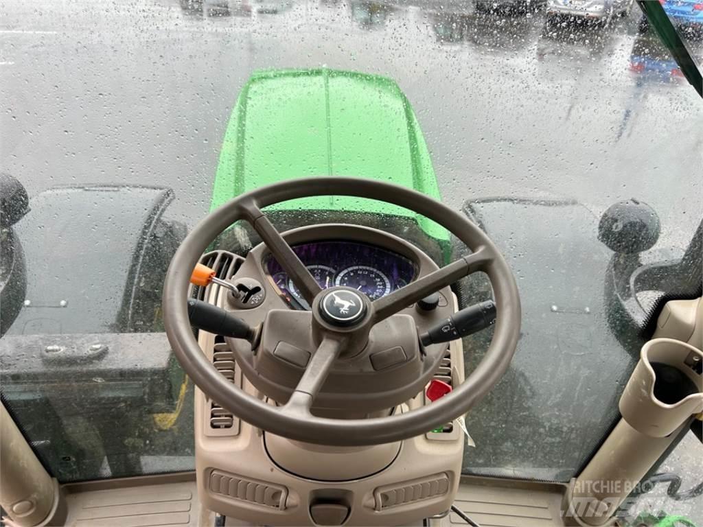 John Deere 6210R 曳引機