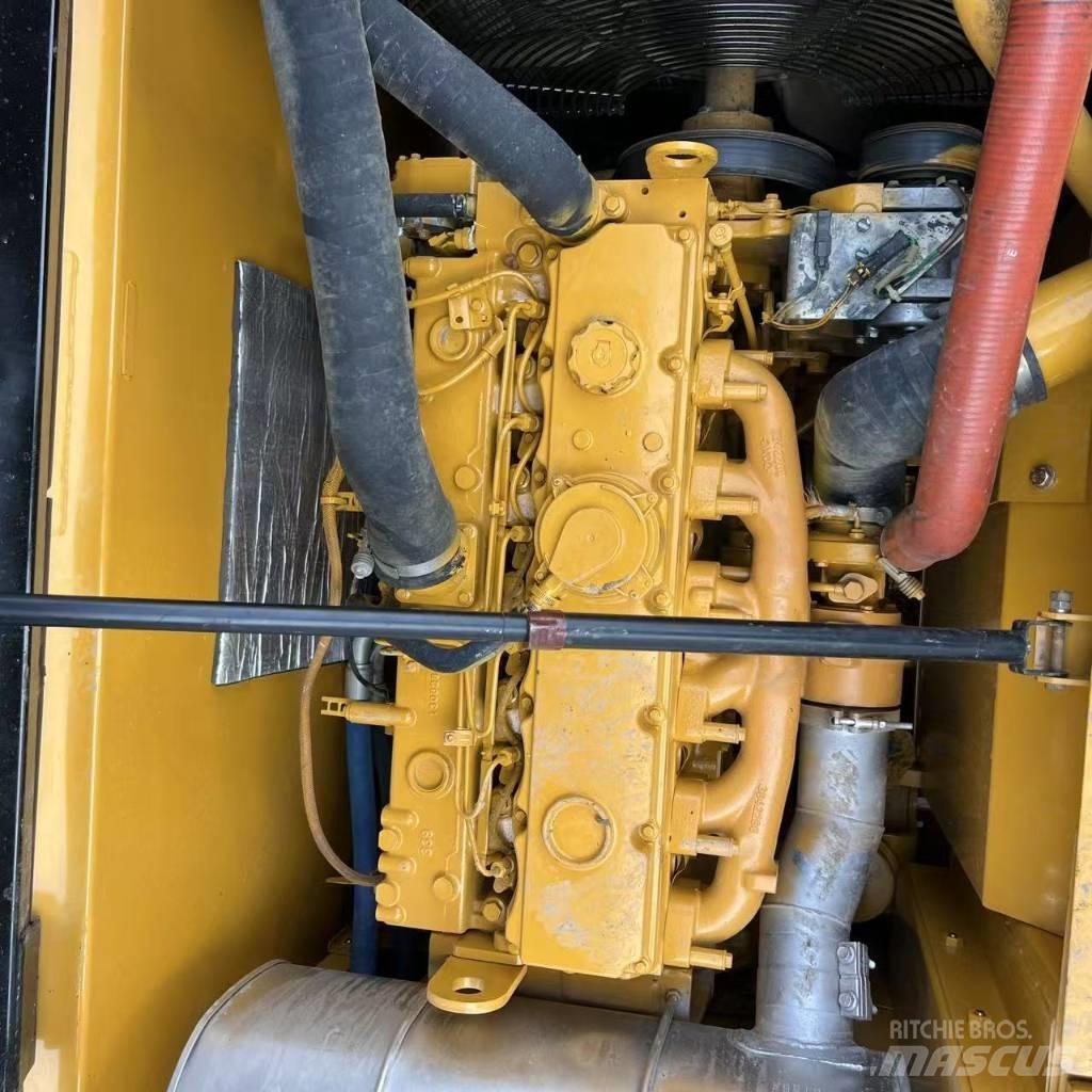 CAT 320 D2 履帶式 挖土機/掘鑿機/挖掘機