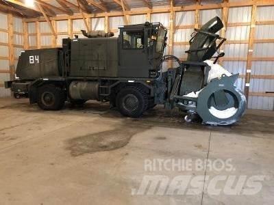 Oshkosh H2218 其他