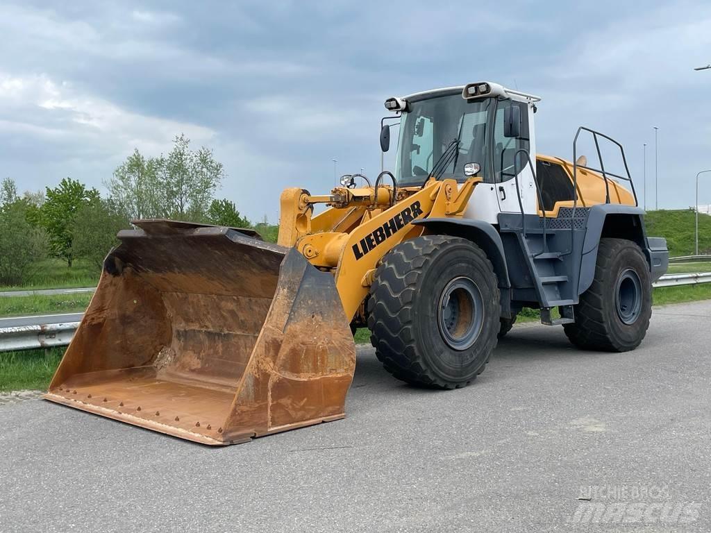 Liebherr L580 輪胎式裝載機
