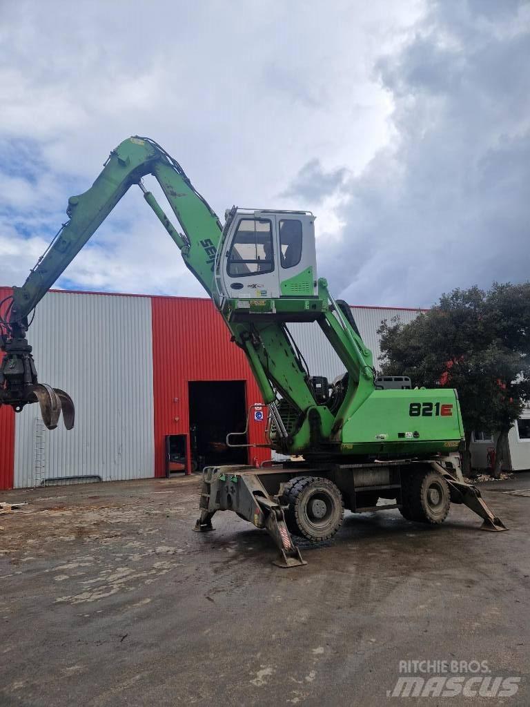 Sennebogen 821 E 旋轉式挖土機/掘鑿機/挖掘機