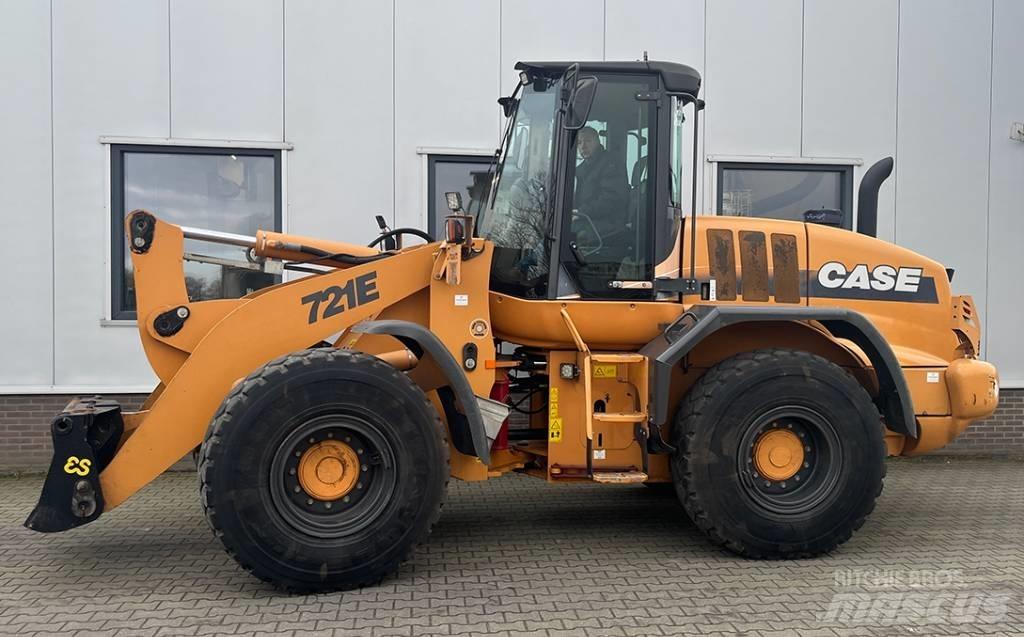 CASE 721 E 輪胎式裝載機