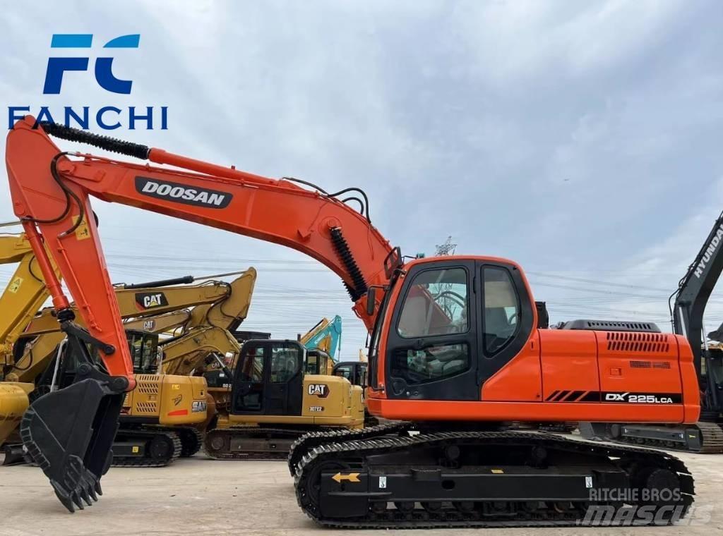Doosan DX 225 LCA 履帶式 挖土機/掘鑿機/挖掘機