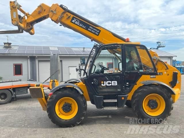JCB 540-140 伸縮臂操作車
