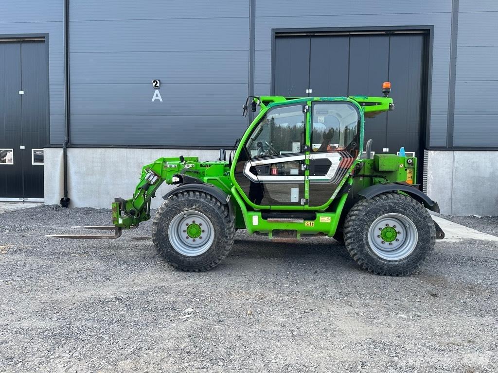 Merlo TF 38 伸縮臂操作車