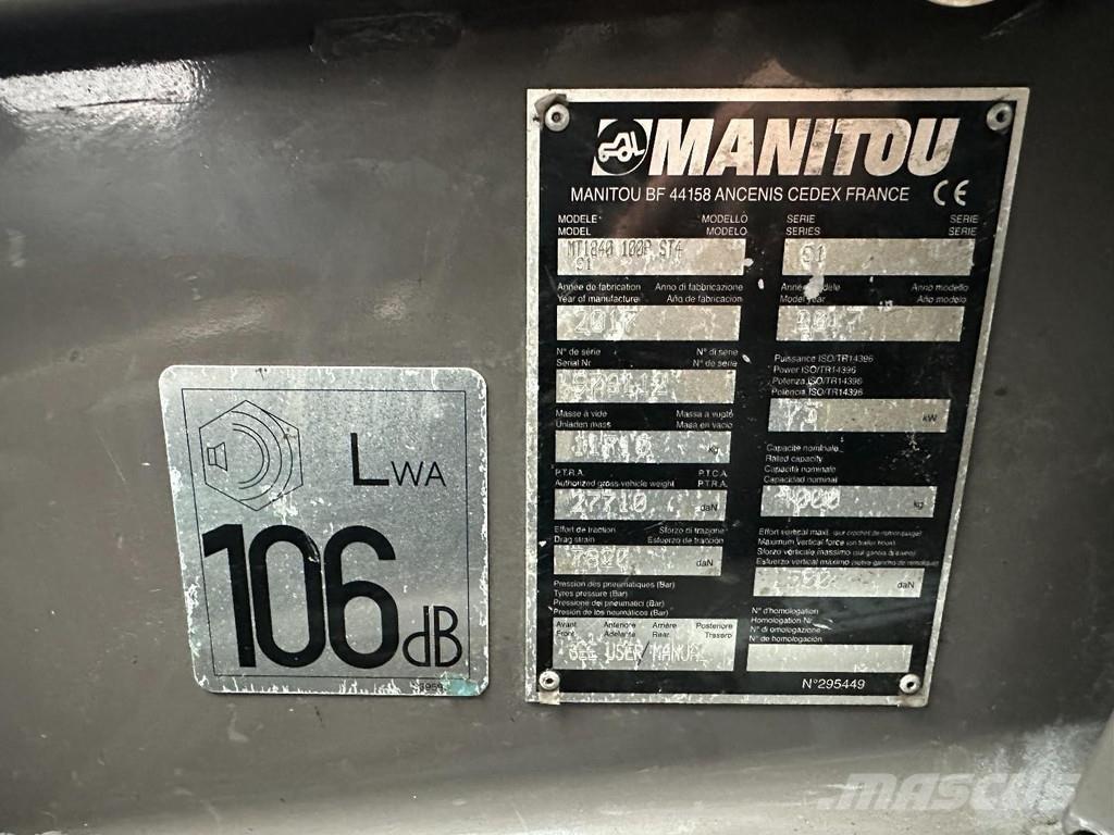 Manitou MT 1840 伸縮臂操作車