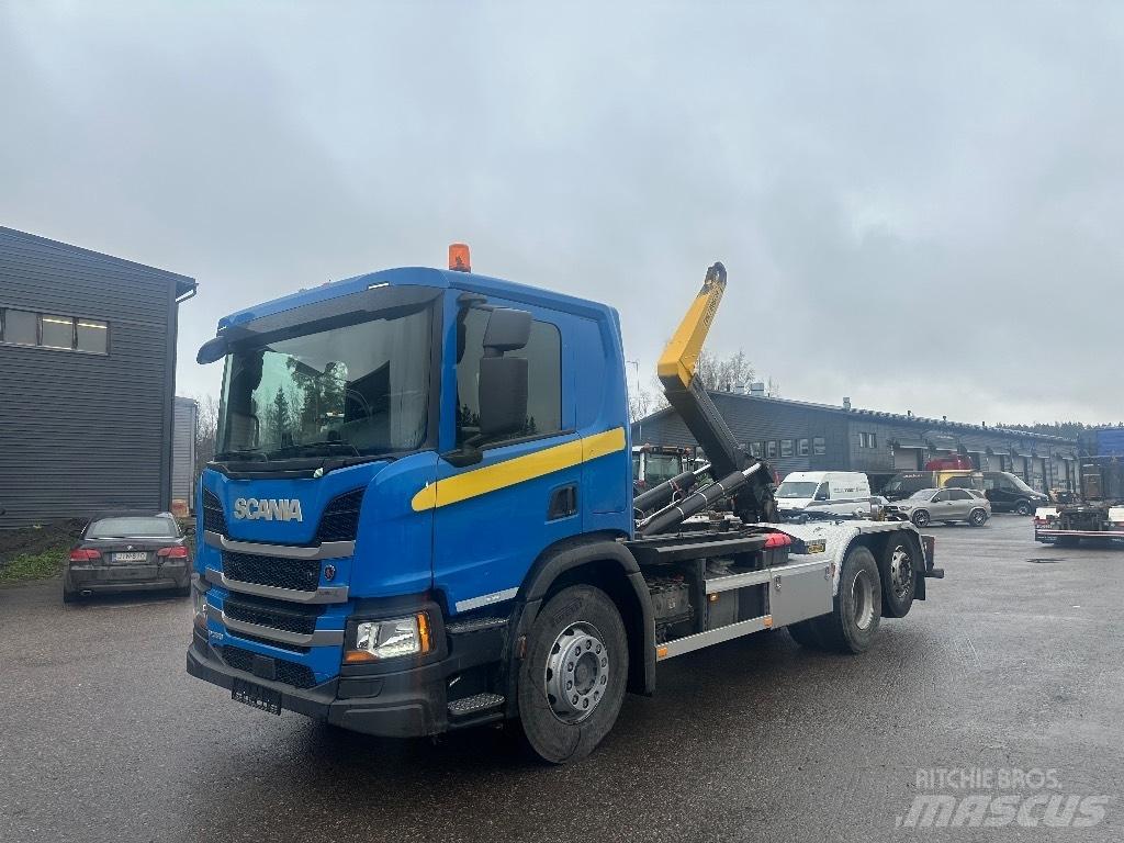 Scania P 360 吊鉤式起重車