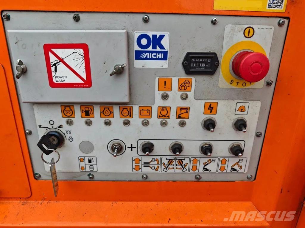 Aichi SR 21 AJ 伸縮臂高空作業車