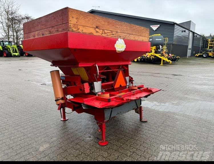 Bredal B2 肥料撒布機