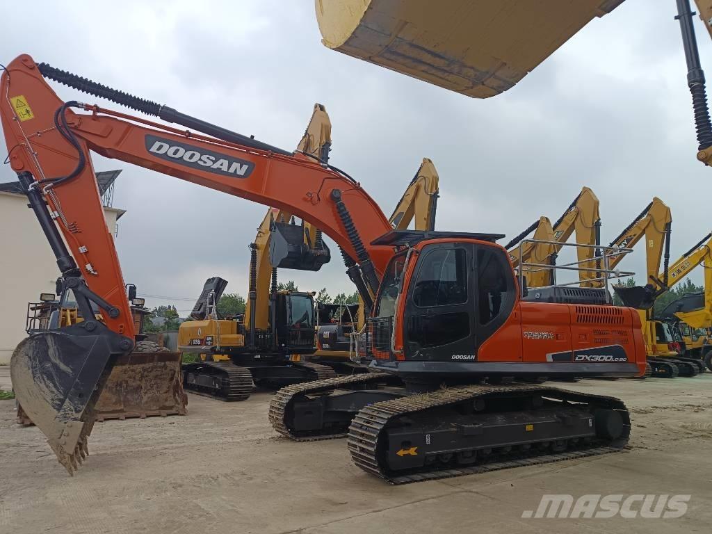 Doosan DX 300 LC 履帶式 挖土機/掘鑿機/挖掘機