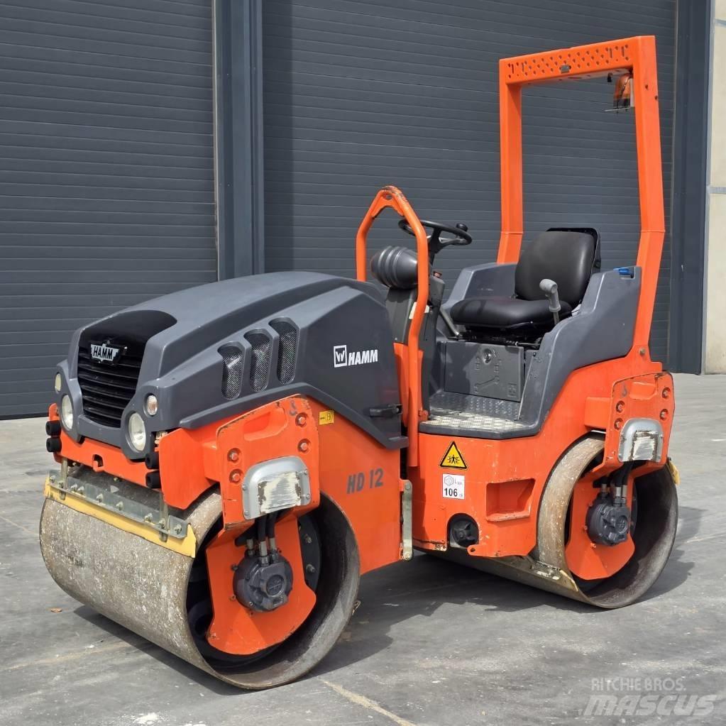 Hamm HD 12 VV 雙輪滾壓機