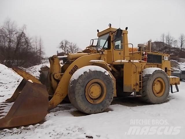 CAT 988 B 輪胎式裝載機