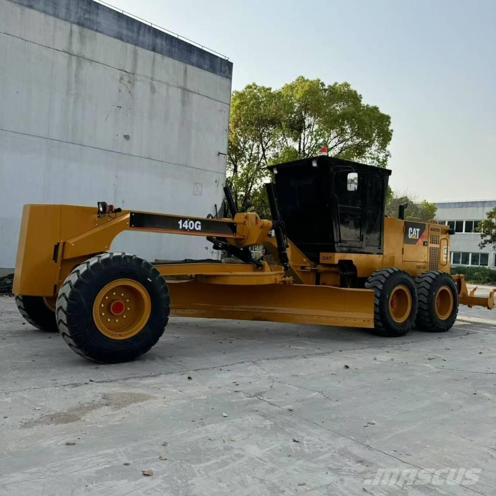 CAT 140 G 平土機
