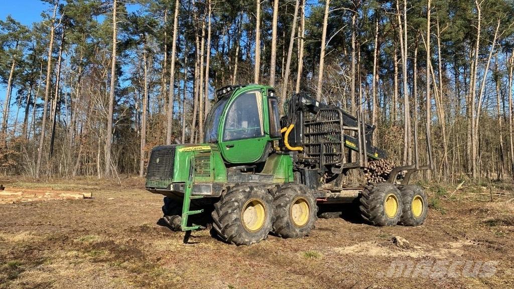 John Deere 1010 E 集運機